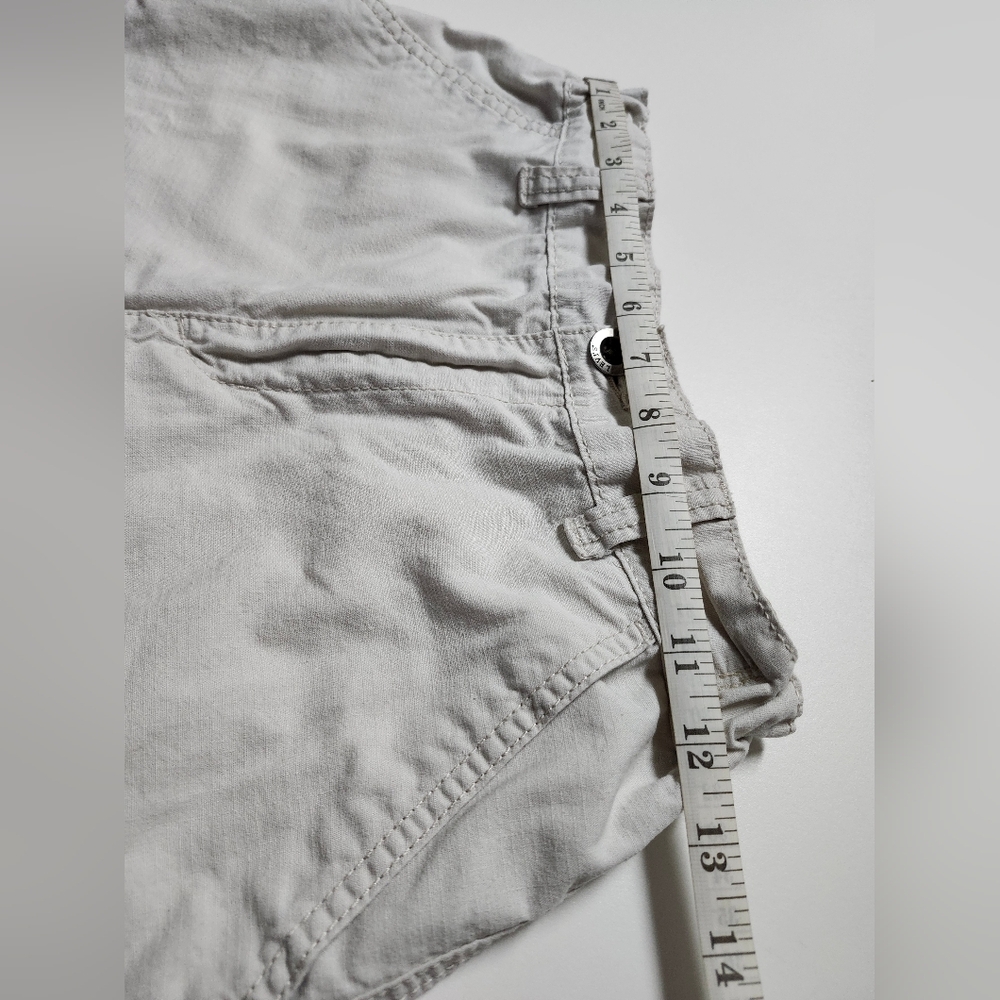 Levi's Youth Cargo Shorts - Picture 3 of 8